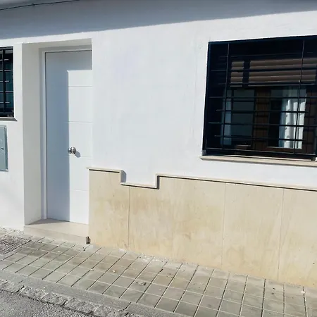 Apartamento y habitación doble independiente a 10 minutos de centro de Granada-3